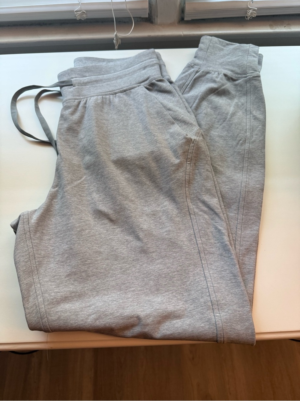 LULULEMON JOGGER